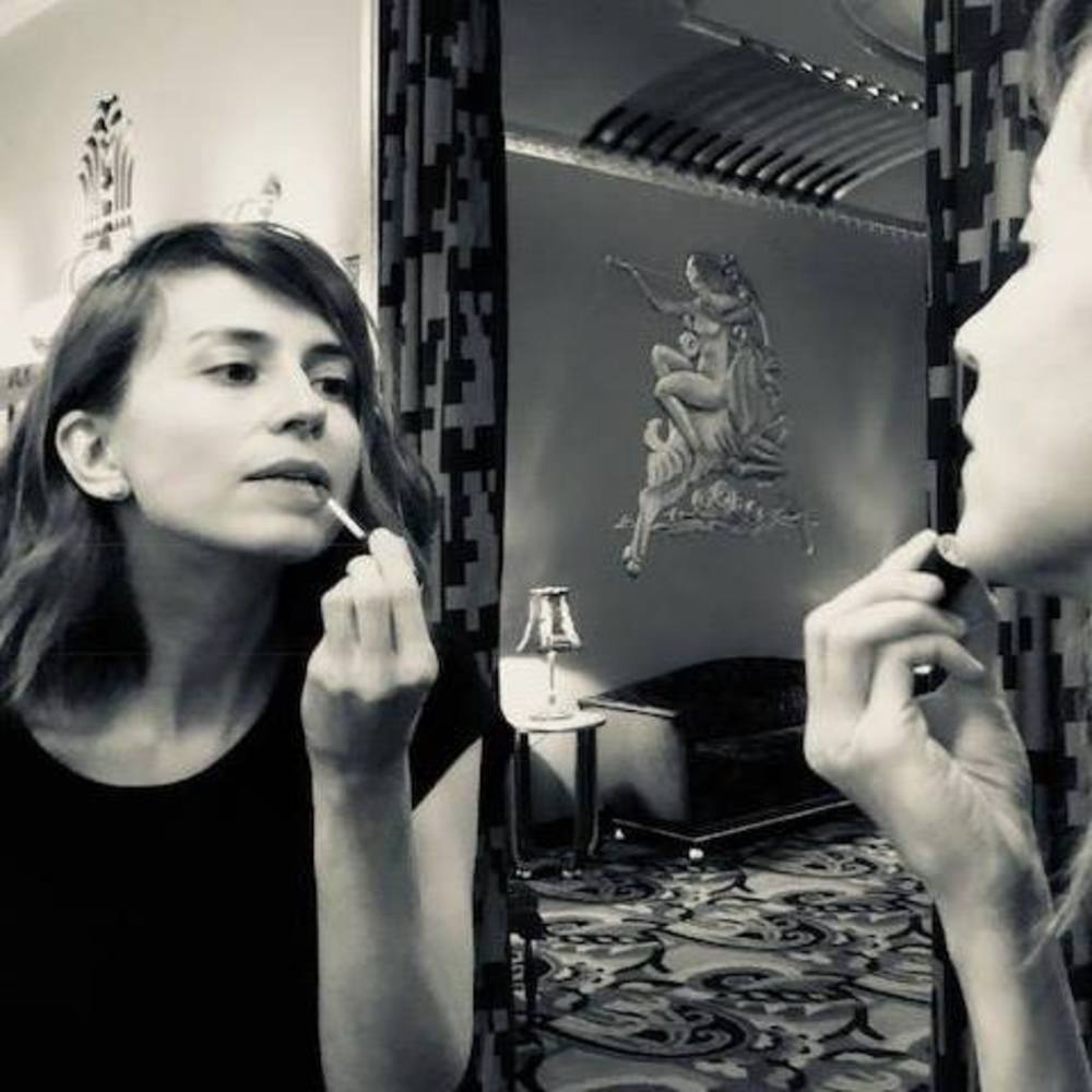 Meet your Posher, Sima